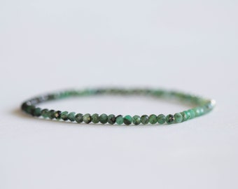 Emerald Stretch Bracelet, Beaded Delicate Elastic Jewelry, May Birthstone