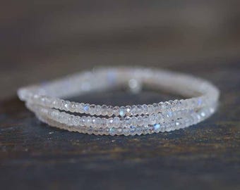 Regenboog maansteenketting, lange gelaagde edelsteenketting, delicate armband met meerdere wikkels, roségoud gevuld of sterlingzilver