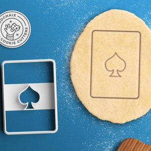 Tagliapasta per biscotti da casinò – Tagliapasta per biscotti da poker Carta da gioco Addio al nubilato Favore Tagliapasta per biscotti per adulti Regalo per giocatore di poker Diamanti Cuori