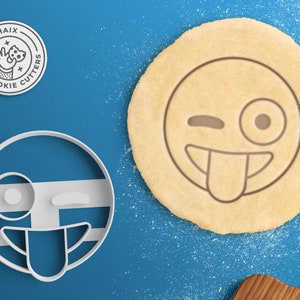 Tagliapasta per biscotti con emoji occhiolino – Tagliapasta per biscotti con emoji sorridente Tagliapasta per biscotti con emoji cacca