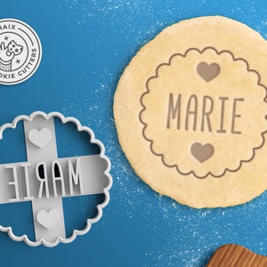 Benutzerdefinierte Plakette Cookie Cutter - personalisierte Hochzeit Cookie Cutter Benutzerdefinierte Verlobung Cookie Cutter Scalopped Cookie Cutter