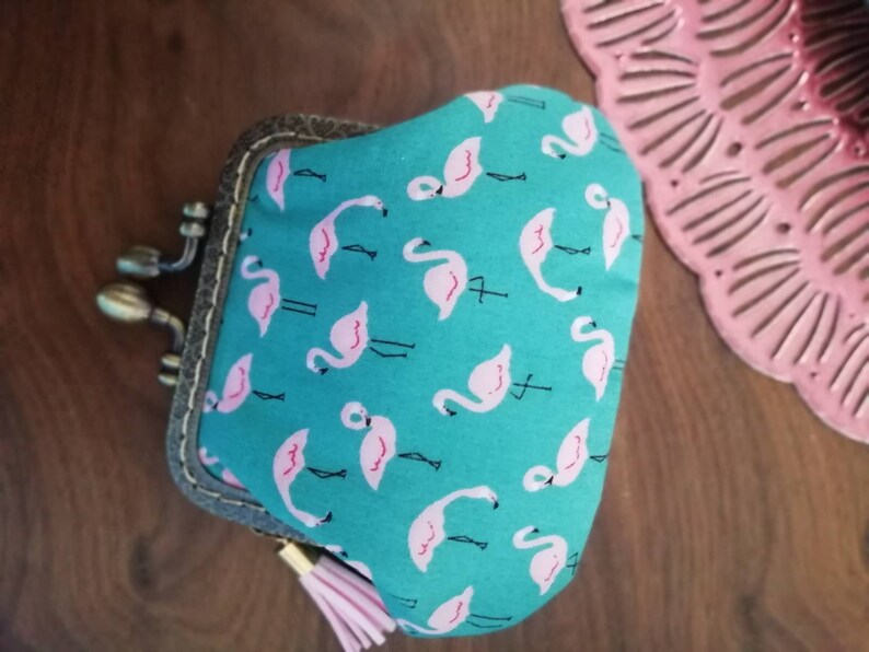 Retro turquoise clasp holder printed pink flamingos