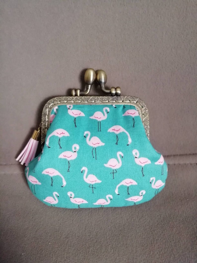 Retro turquoise clasp holder printed pink flamingos