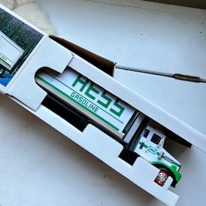 Vintage Hess Toy Truck Bank 1988 rare toys children’s boys room decor retro green white Hess Collectable NOS in Box Gift boys dads fathers