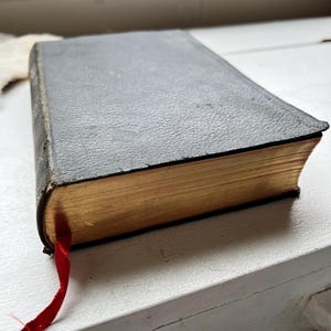 Antique The Holy Bible book black gold New Old Testament 1946 Bible vintage Christ Jesus God Christianity vintage confirmation book gift