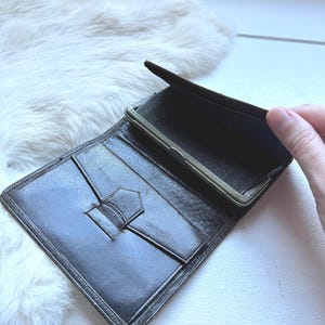 Cartera de cuero antigua, monedero con patrón abstracto, detalles de cuero, marrón vintage, retro, pequeños bolsillos interiores y monedero, regalo para el día del padre