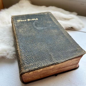 Vintage Holy Bible Leatherbound book black gold New Old Testament Bible vintage Christ Jesus God Christianity vintage confirmation book gift