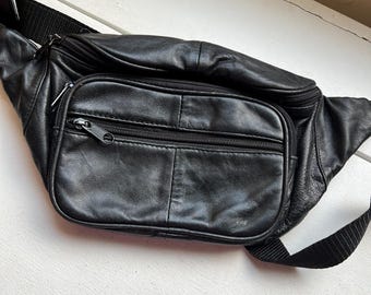 Vintage Black Leather Fanny Pack Sling, Adjustable Strap