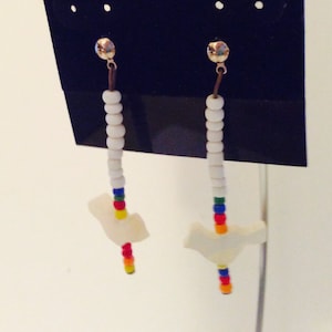 White bird earring, white and multicolor, bird fetish jewelry, one of a kind , boho fashion, hippy accessory, JeriAielloartstore, gift idea