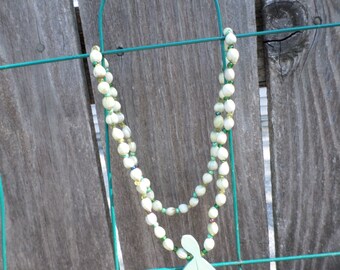 handmade green seed necklace, Leaf pendent, seeds with  beads, wooden pendent, nature lover, spring summer, harvest outfit, garden theme