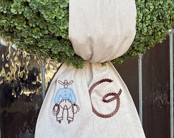 Monogram  Wreath Sash: Customizable Initial