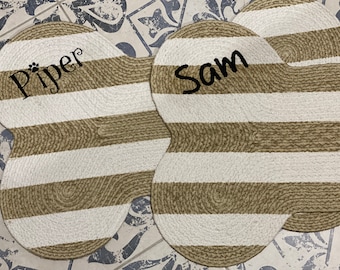 Personalized dog bone mat
