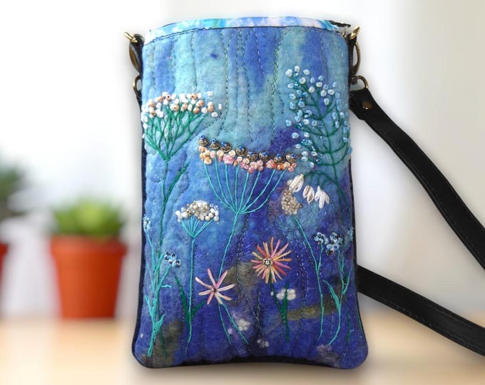 Small handmade felted shoulder bag (smbag13)