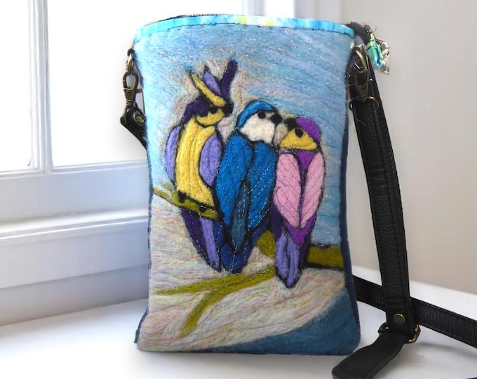 Small handmade felted shoulder bag (smbag11)