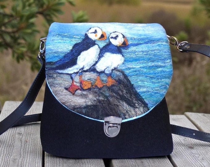 Handmade felted shoulder bag (eshb32)