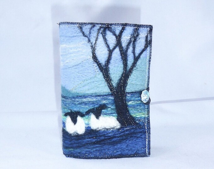 Handmade felted Sewing Wallet (sewp2)