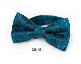 teal and black snake print bow tie, mens animal print bow ties, python pattern bowtie, black serpent bowties, unique wild bow ties for kids