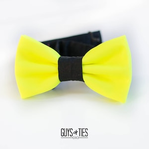 Nœud papillon jaune néon, nœuds papillon pour hommes, nœuds papillon surligneur garçons, nœud papillon à nouer, nœuds papillon jaune vif, nœud papillon d'anniversaire, nœud papillon néon pour chien