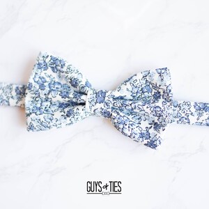 Kids Floral Bow Ties – Pre-Tied, Adjustable Cotton Bowties For Boys & Girls, For Weddings & School