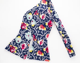 dark blue floral self tie bow tie, mens navy bowties, freestyle wedding bowtie, colorful flower bowtie, gift for him, SHIPS QUICK, un tied