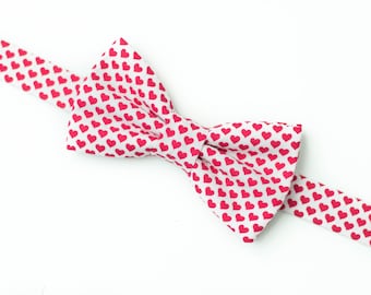 mini red hearts bow tie, love bow ties for men, boys red bow tie, Valentine's bow tie, tiny heart bow tie, baby boy Vday outfit, dog bow tie