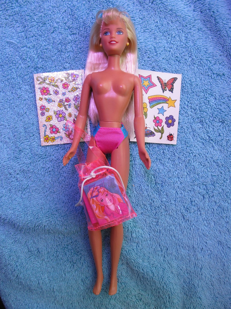 barbie tout