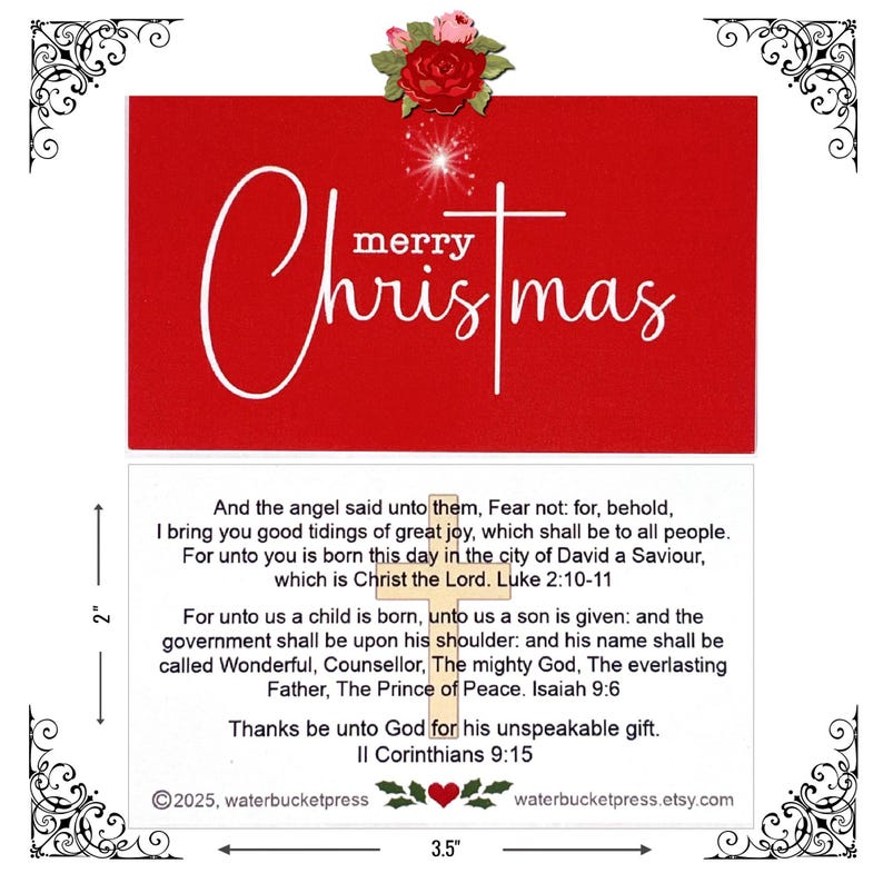 Peut inclure: Carte de No&euml;l rouge avec l'inscription "merry Christmas" en &eacute;criture blanche. La carte mesure 8,89 cm de large et 5,08 cm de haut. La carte comprend une citation religieuse et un ornement floral.