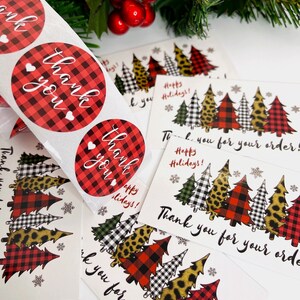 Tarjetas de presentación y juegos de calcomanías de agradecimiento con cuadros escoceses de Buffalo. ¡Felices fiestas! 50 juegos = 100 piezas