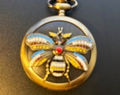 Retro style Bee Bronze Design Custom Fashion Pillbox Medicine Tablet Holder Case for Pocket or Purse comes with necklace or belt clip
