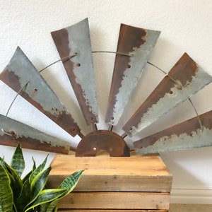 Authentic Half Windmill Decor Head, Half Windmill Wall Decor, Large Steel Distressed Windmill Wall Decor, Large Metal Windmill Head Wall Art image 4