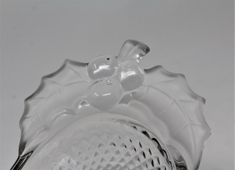 Vintage Studio NovaMikasa Candy Dish Bon Bon Dish Holly Berries Christmas Treasures Collection Japan