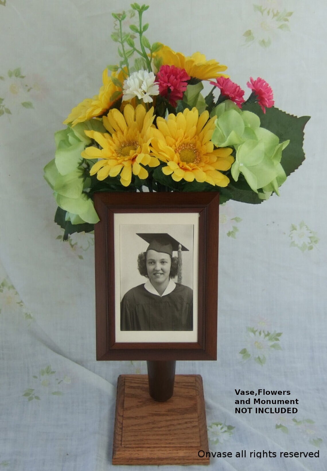 Cemetery decoration that personalizes your Loved One's vase at their resting place