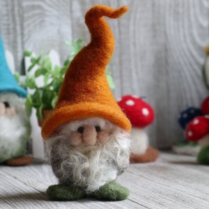 Gnome Needle Felting Kit w/ Curly beards & Curved hat Holiday Ornament/ Decoration/Gift Detailed Photographs Instruction for beginner image 1