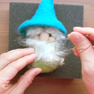 Gnome Needle Felting Kit w/ Curly beards & Curved hat Holiday Ornament/ Decoration/Gift Detailed Photographs Instruction for beginner image 6
