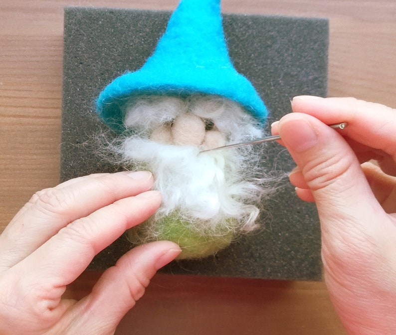 Gnome Needle Felting Kit w/ Curly beards & Curved hat Holiday Ornament/ Decoration/Gift Detailed Photographs Instruction for beginner image 6