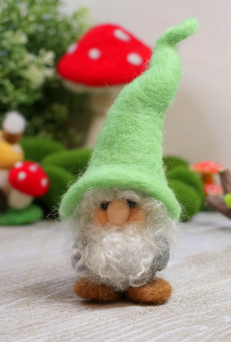 Gnome Needle Felting Kit w/ Curly beards & Curved hat Holiday Ornament/ Decoration/Gift Detailed Photographs Instruction for beginner Green  Hat Gnome