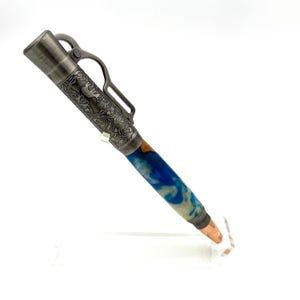 Ocean Blue & Pearl Lever Action Bullet Pen – Handgedrehtes Fidschi Holz Kunstharz | Antikes Nickel-Finish | Einzigartiges handgefertigtes Geschenk für Stiftliebhaber