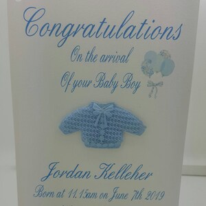 Impresionante tarjeta de chico personalizada de recuerdo, con lindo Cardigan.