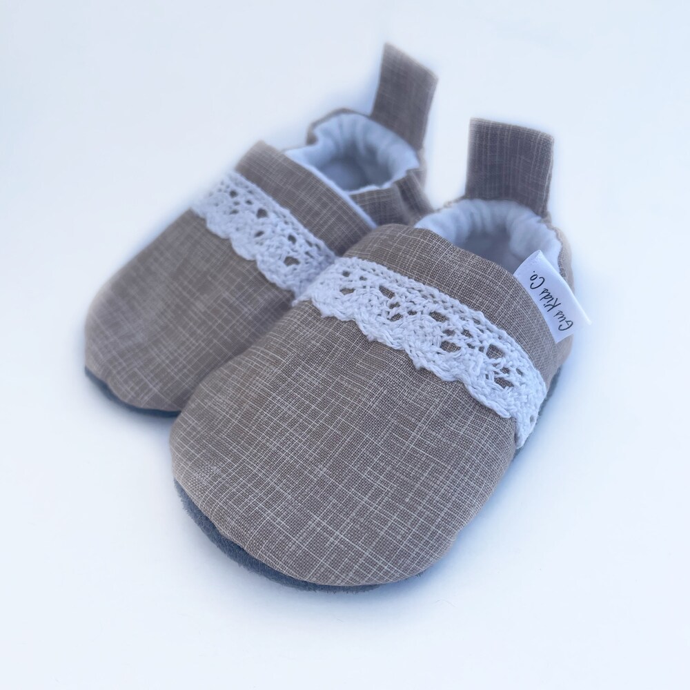 Linen Baby Shoes Beige Lace Linen Look Baby Shoes, Baby Moccs, Soft Soled Baby Shoes, Baby Booties, Crib Shoes, Toddler Slippers, Vegan, Barefoot Shoes Barefoot Shoes Gifts For Day Animood