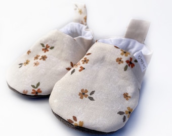 Dainty Floral Baby Shoes: Soft Sole Slippers, Baby Booties