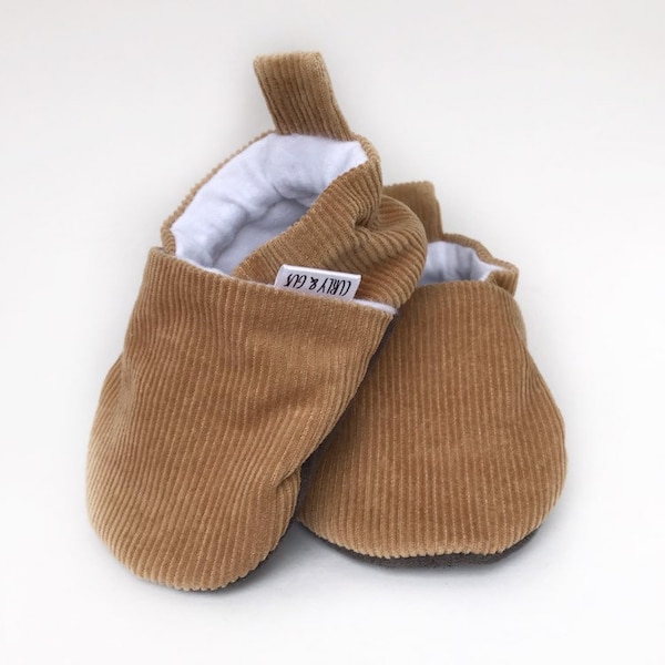 Tan Corduroy Baby Shoes, Baby Moccs, Gender Neutral Shoes, Soft Soled Baby Shoes, Baby Booties, Baby Moccasins, Toddler Slippers, Vegan