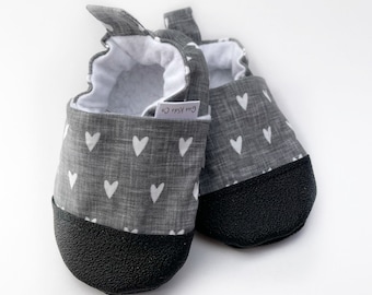 Hearts on Grey Linen Baby Shoes, Soft Soled Baby Shoes, Baby Booties, Baby Moccasins, Handmade Baby Moccs