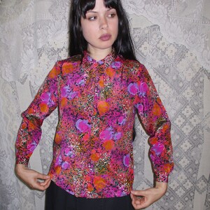 Bright Floral Blouse 70s 80s Scribble Loud Artsy Pattern Pleated Front Pink Orange Black Purple Dark Retro Secretary Mustard Yellow Gold Mod image 2