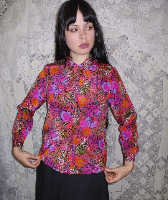 Bright Floral Blouse 70s 80s Scribble Loud Artsy … - image 2