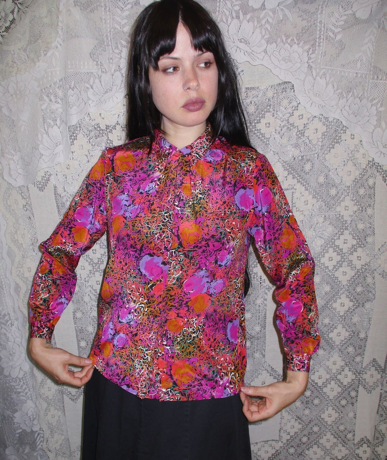 Bright Floral Blouse 70s 80s Scribble Loud Artsy Pattern Pleated Front Pink Orange Black Purple Dark Retro Secretary Mustard Yellow Gold Mod image 2