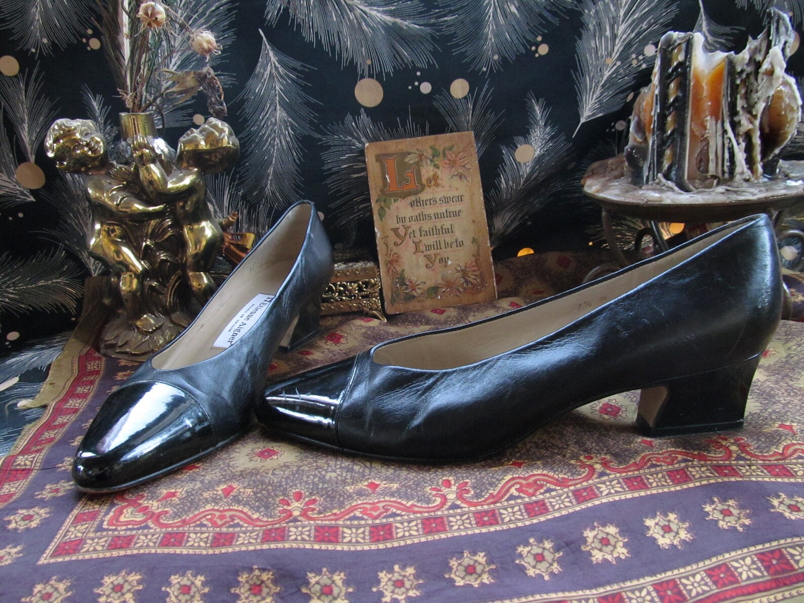 etienne aigner heels shoes pumps black patent leather pointy pointed toes ballet flat low kitten curved heel witchy goth granny