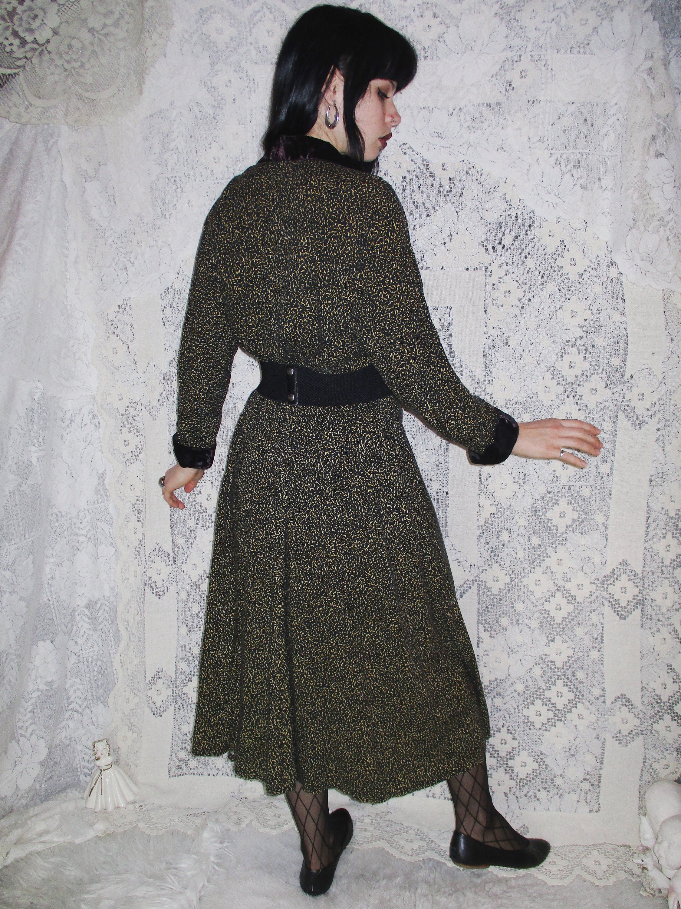 80s 90s Black Maxi Dress W/ Mustard Yellow Gold Vine Print