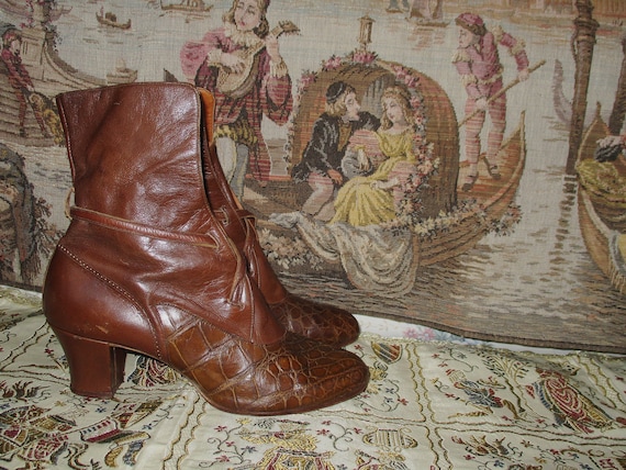 Antique Boots Tobacco Brown Leather Croc Cross St… - image 1