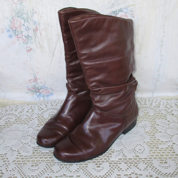 Brown Leather Tall Slouch Boots Round Toe St Johns Bay Boho Bohemian Witchy Retro Causal Earth Tones Elf Robinhood Medieval Fall Size 6 1/2