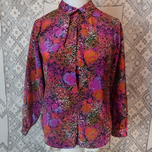 Bright Floral Blouse 70s 80s Scribble Loud Artsy Pattern Pleated Front Pink Orange Black Purple Dark Retro Secretary Mustard Yellow Gold Mod image 6